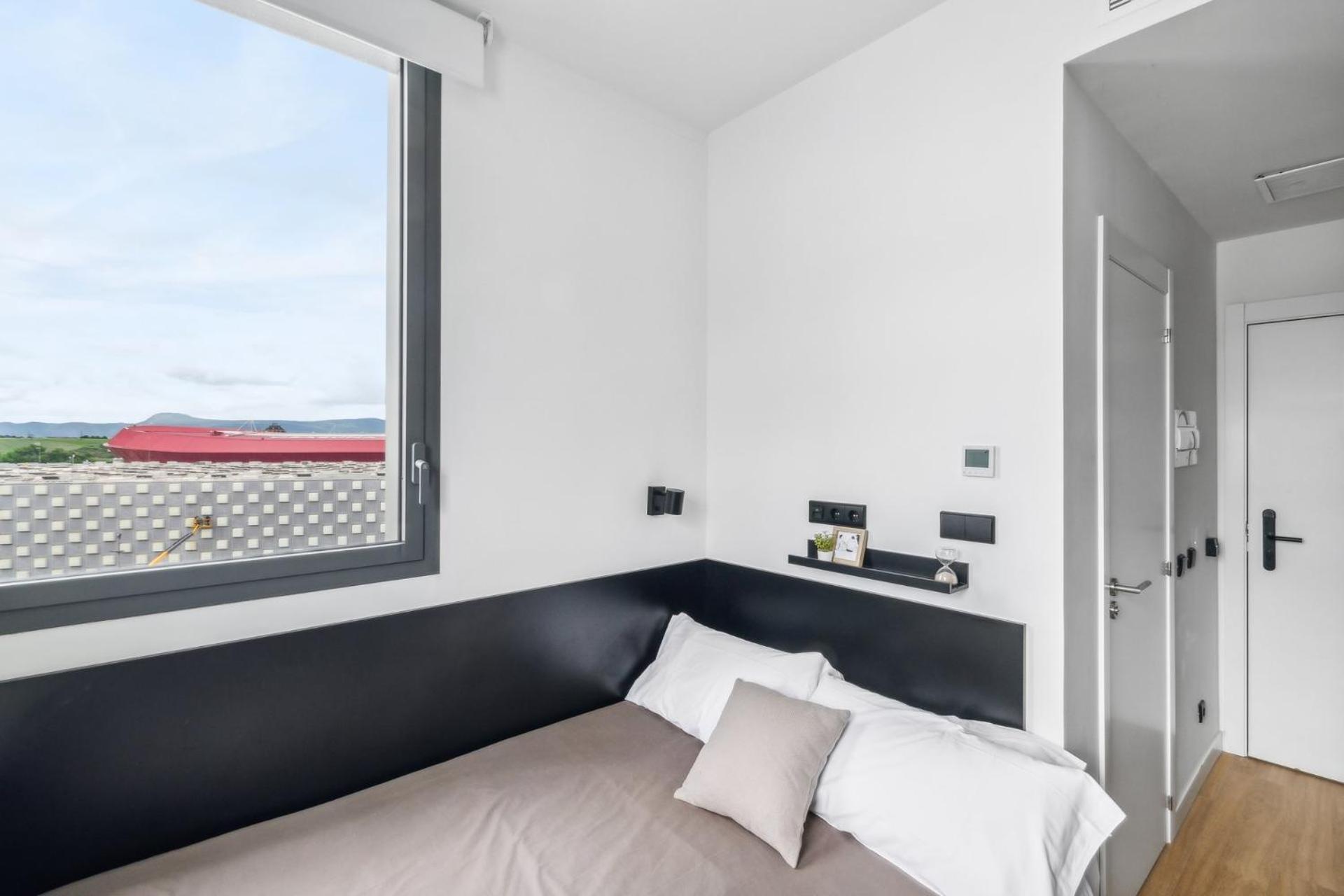 Home And Coliving Памплона Номер фото